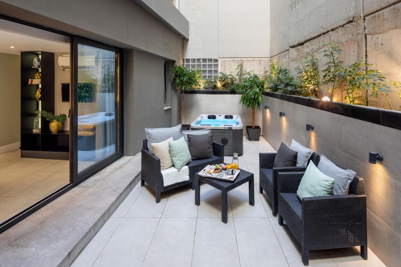 47 Luxury Suites Atenas Quarto foto