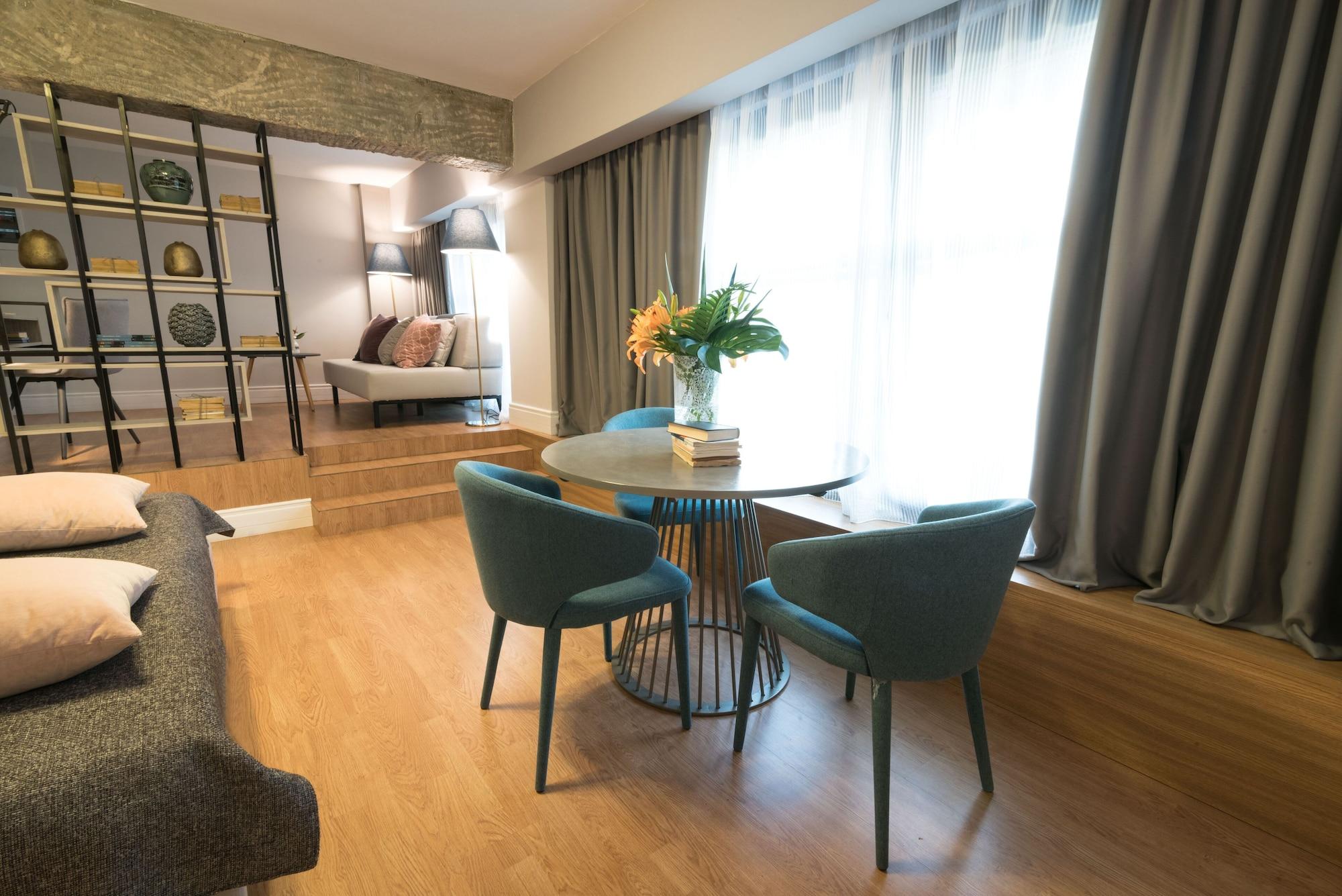 47 Luxury Suites Atenas Exterior foto